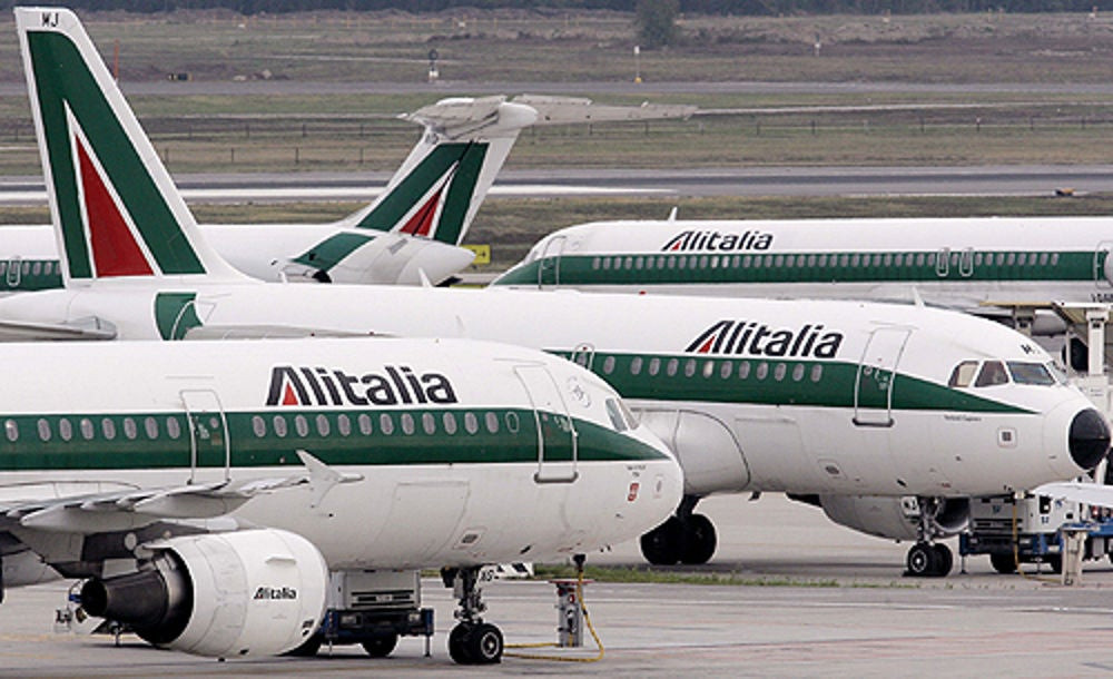 Alitalia: Υπεγράφη προσύμφωνο για την αναδιάρθρωση και διάσωσή της